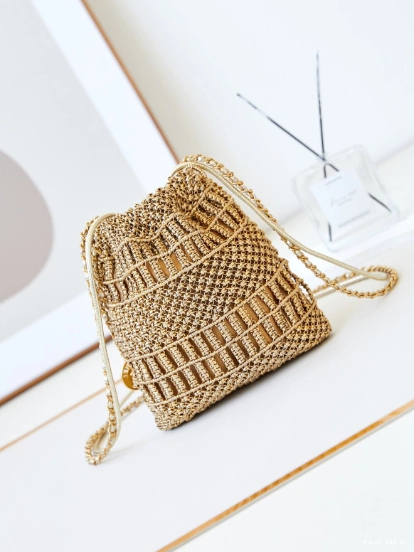 First Bag Ru BACKPACK -20-19-6cm 22 CHANEL 0820